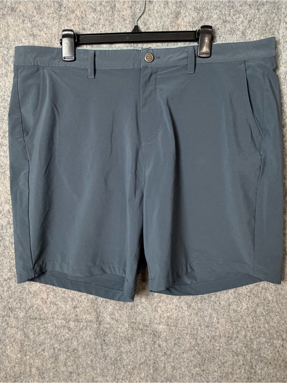 Freefly Men's Size 40 Gray Performance Stretch flat front golf Shorts